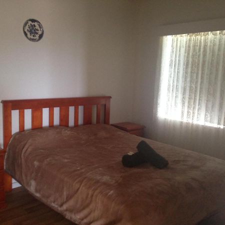 Waldeck Heights Apartment Geraldton Bagian luar foto