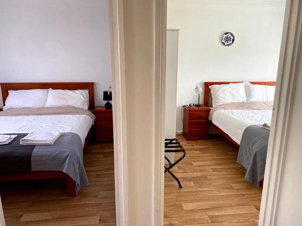 Waldeck Heights Apartment Geraldton Bagian luar foto