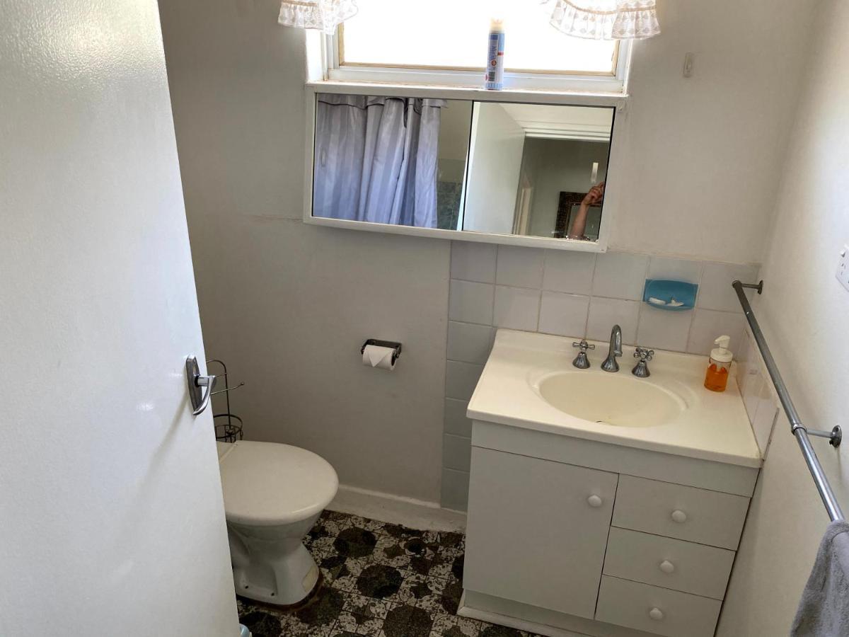 Waldeck Heights Apartment Geraldton Bagian luar foto
